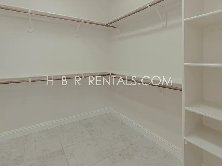 2514 Bellchase Dr — Photo 15