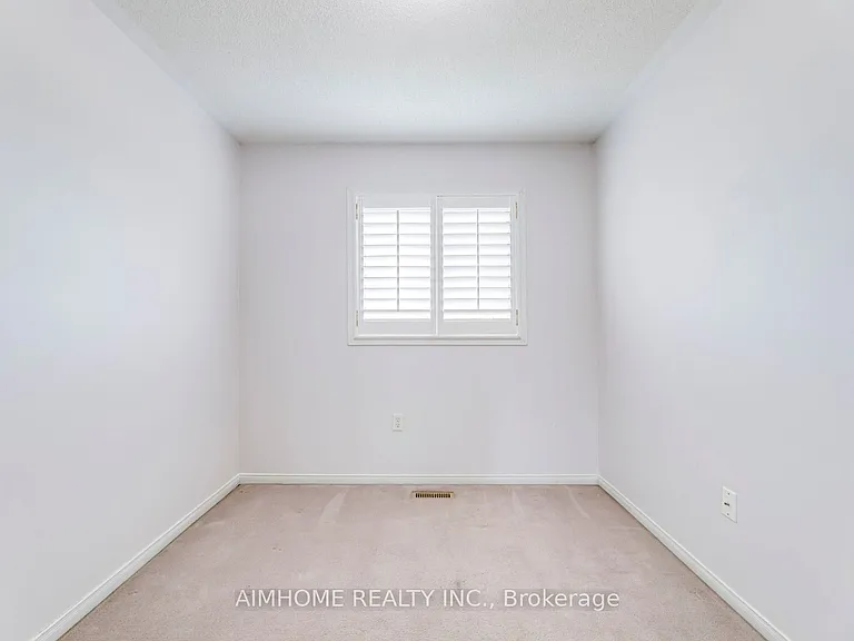 340 Kittridge Rd — Photo 28