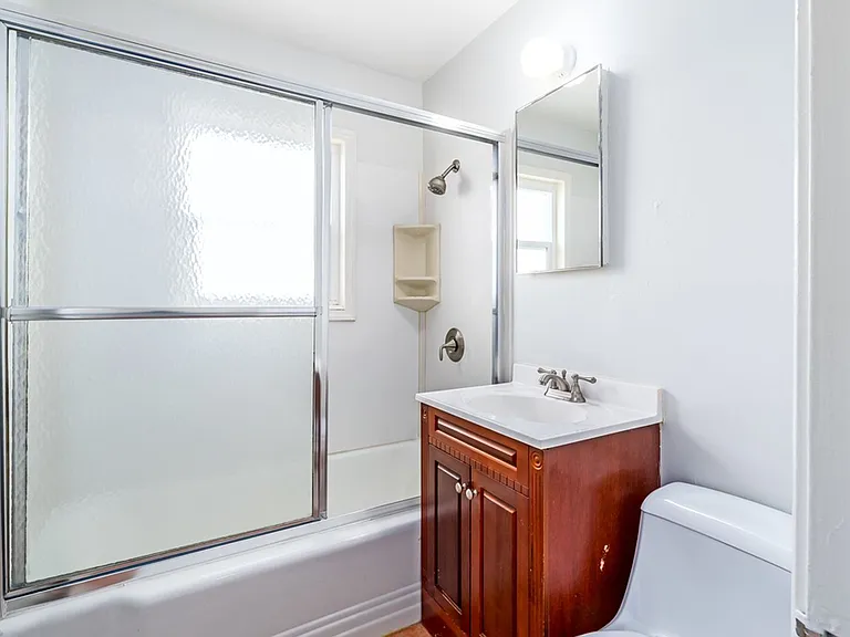 1214 Chestnut St #C — Photo 10