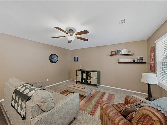 4th image of 11417 W 77th Pl