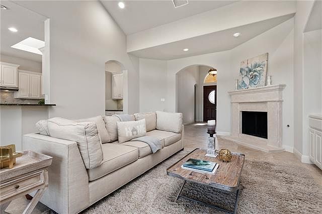 1st image of 25 Borello Dr #25
