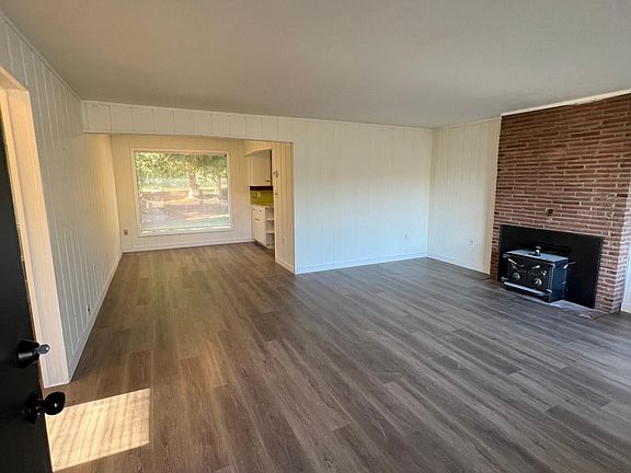 5th image of 6402 NE Fourth Plain Blvd