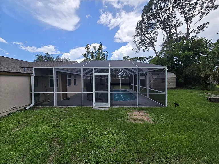 7523 Mayland St — Photo 16