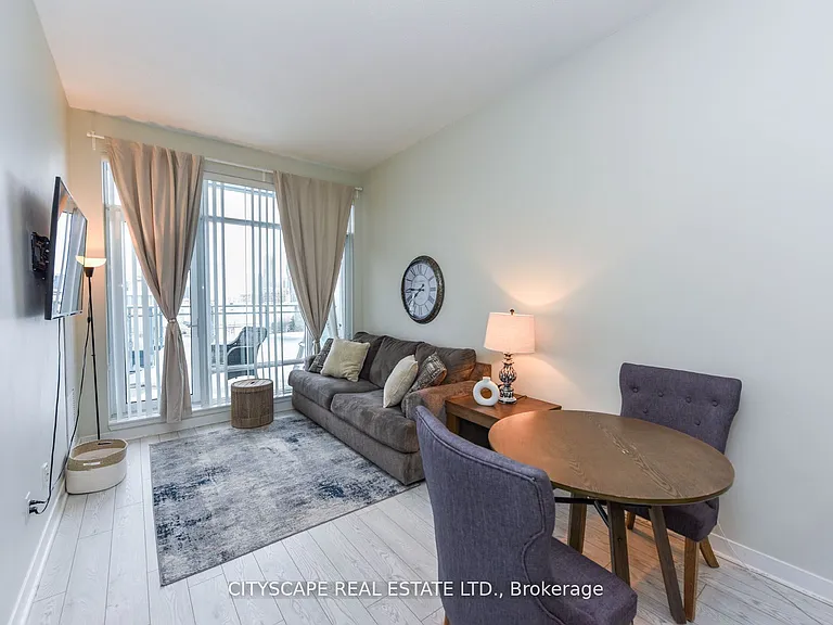 365 Prince Of Wales Dr E #611 — Photo 2