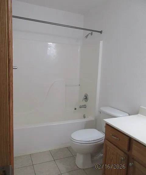 2306 W Oak Park Pl #B — Photo 8