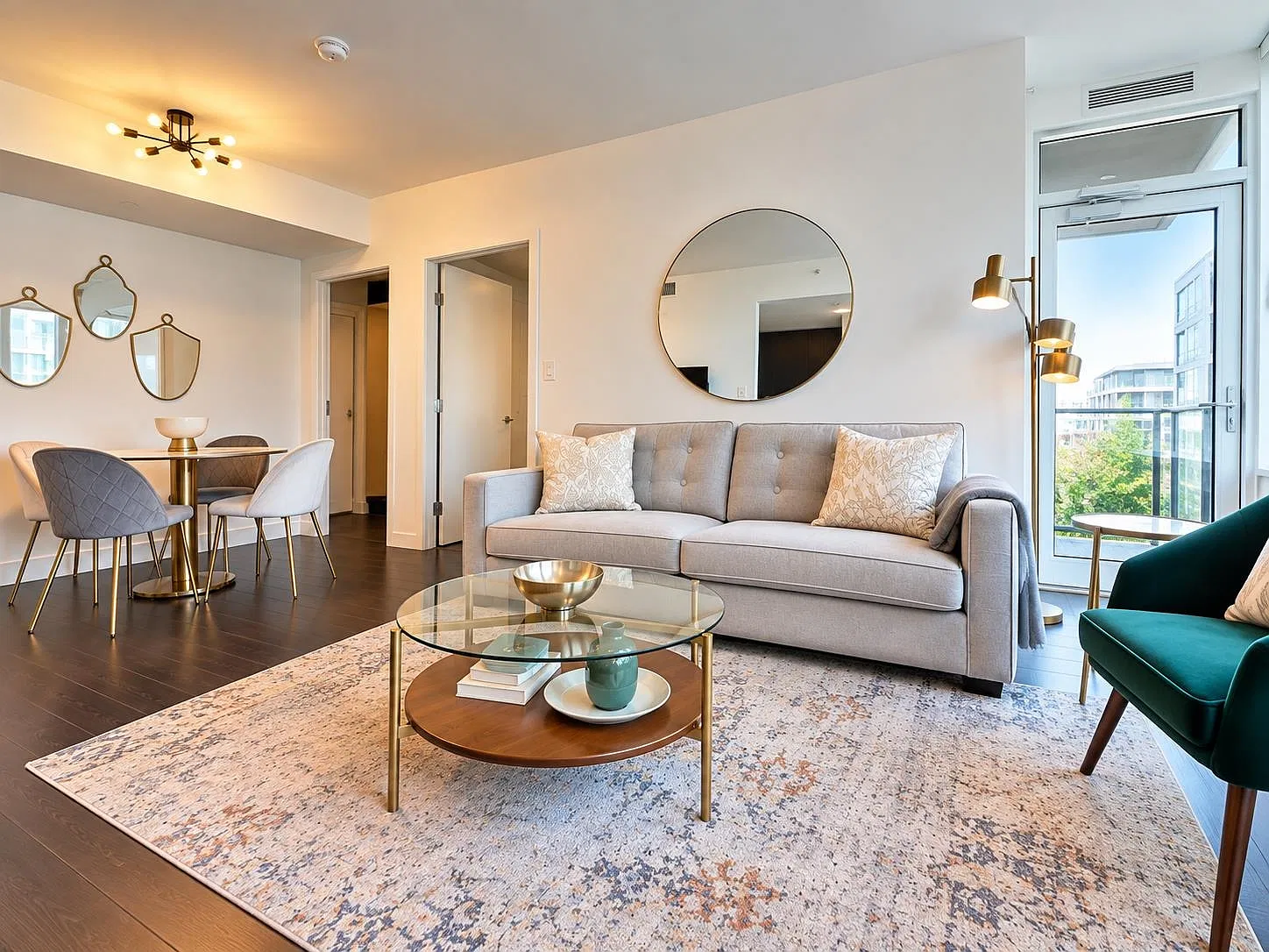 1 bed, 702 sqft, $2,695 — Photo 3