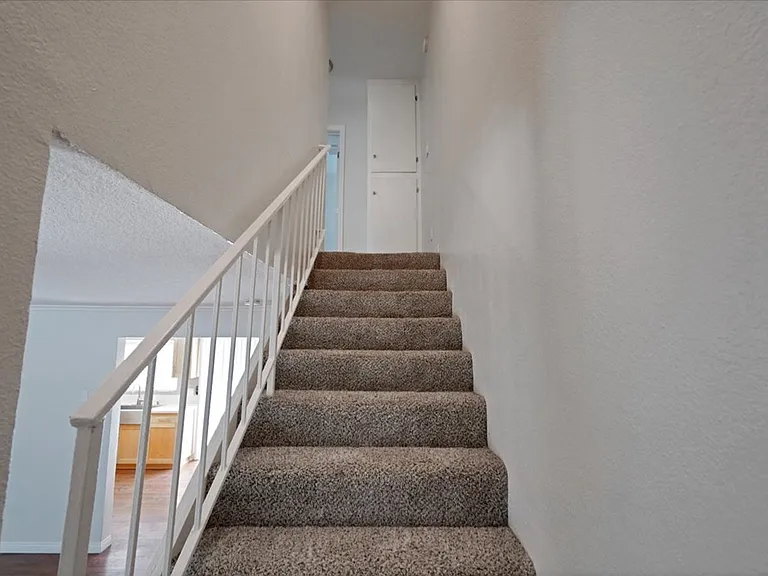 Avignon Apartment Homes — Photo 24