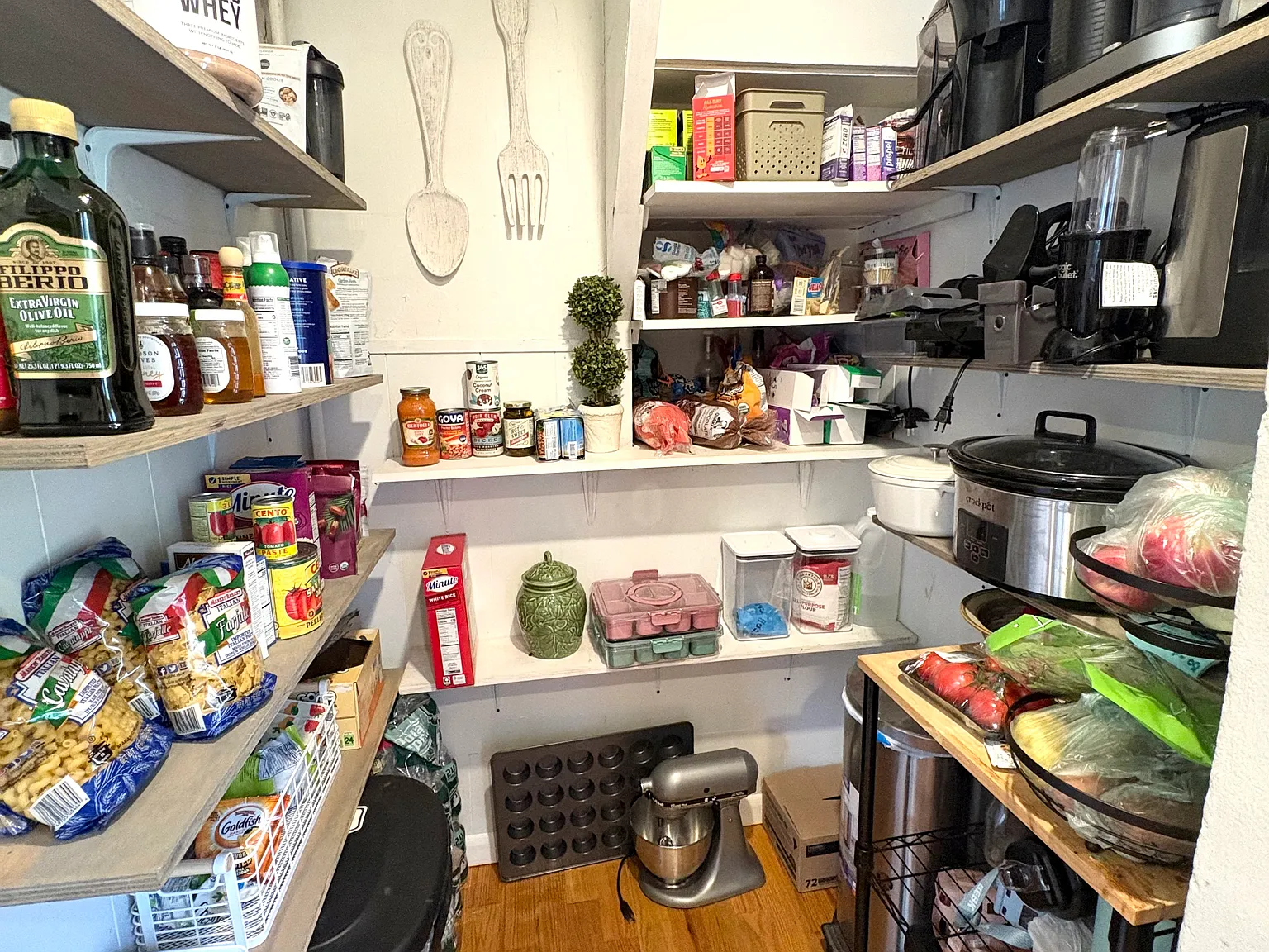 2 bed, 1.5 bath, 1020 sqft, $2,500 — Photo 3