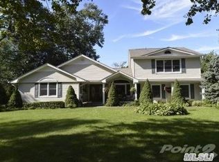 7 Diamond Ct, Huntington, NY