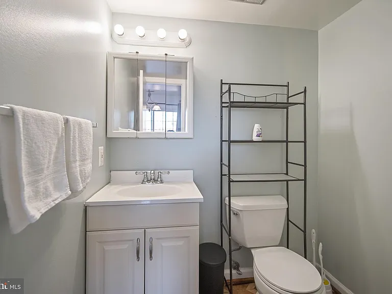 4793 S Park Ct — Photo 23