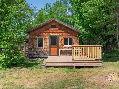 5860 County Rd #550, Marquette, MI, 49855