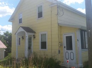 34 Rock St, Winsted, CT 06098