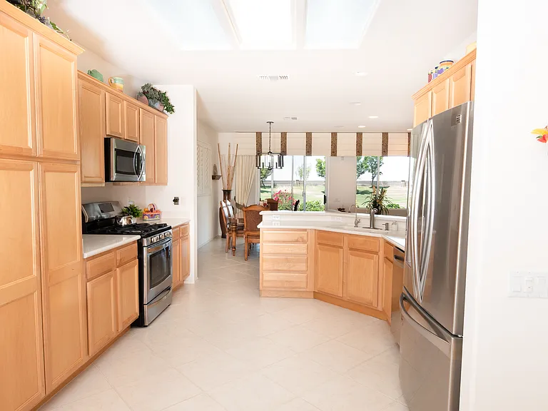 35269 Inverness Ave — Photo 7