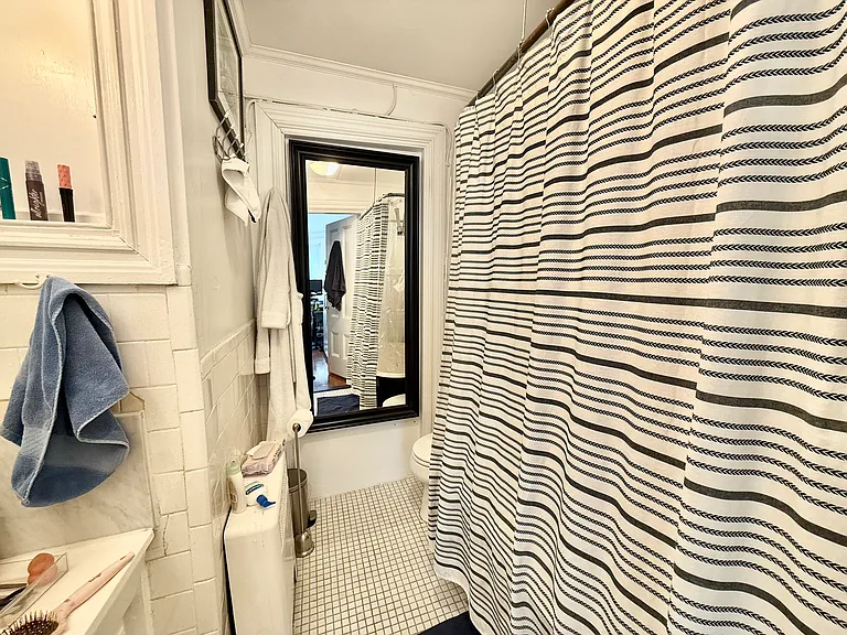 177 Marlborough St #8 — Photo 11