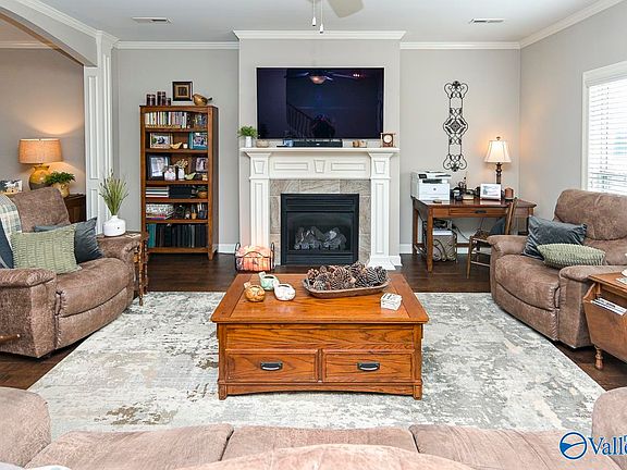 3rd image of 2506 Lindisfarne Dr