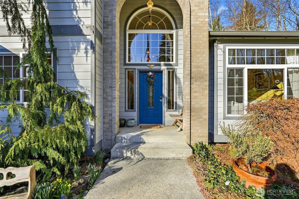 7830 104th Drive NE, Lake Stevens, WA - View 3