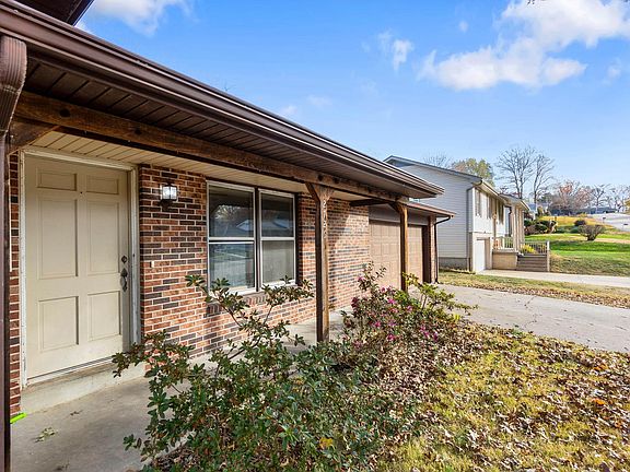2nd image of 2726 Flora Hills Dr