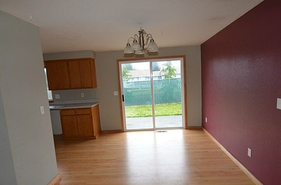 3rd image of 1025 Vera Ct