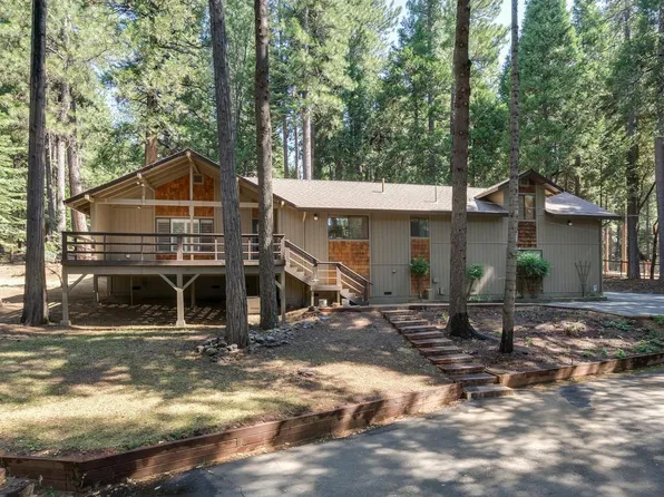6049 Chickaree Ln, Pollock Pines, CA 95726