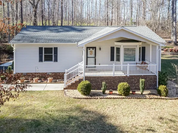 4514 Creeks Xing, Efland, NC 27243