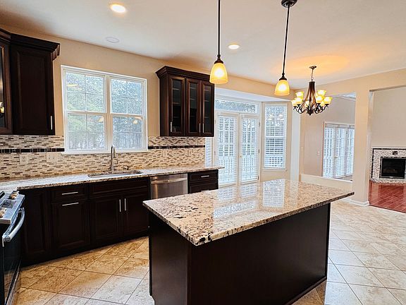 4th image of 9161 Lost Fields Ct