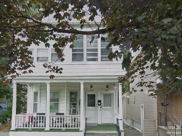 2011 Avenue B FLOOR 1