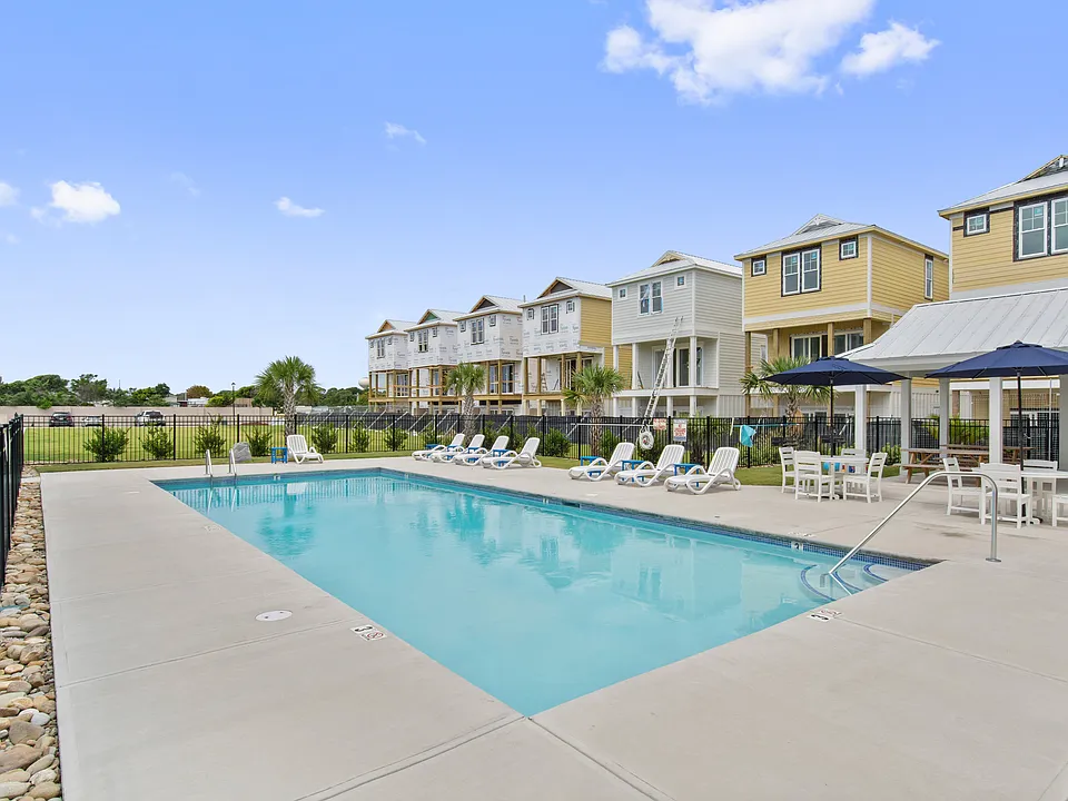 205 Islander Dr #A2