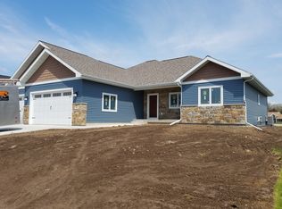 981 Halcyon Days Ct, Oregon, WI 53575