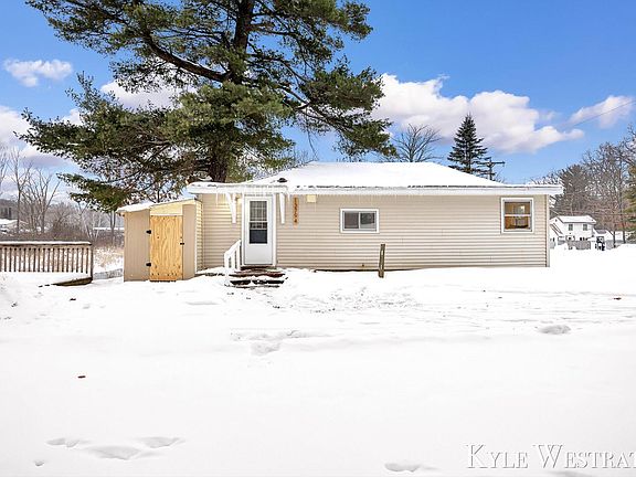 4th image of 13794 Keiber Rd NE