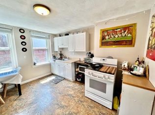 2 Baldwin Pl #303R, Boston, MA 02113