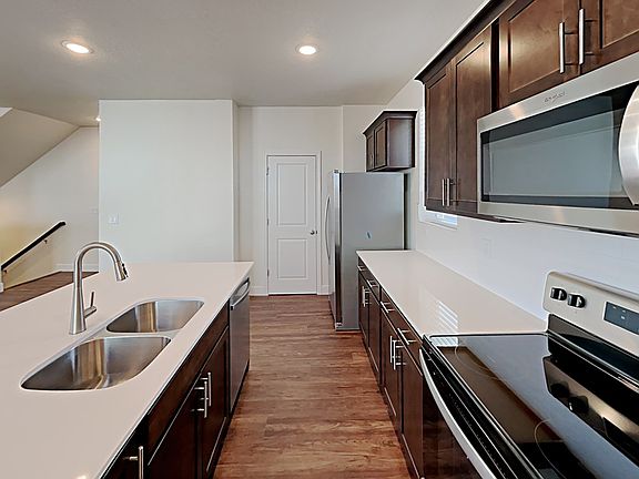 3rd image of 11088 S Blue Bayou Dr