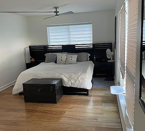4th image of 9971 W Bay Harbor Dr APT 206