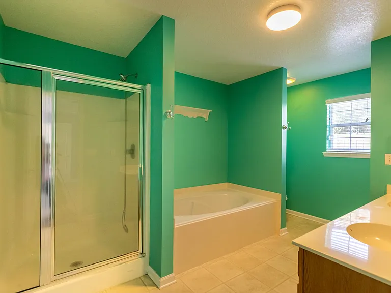 15231 Shadow Creek Dr — Photo 11