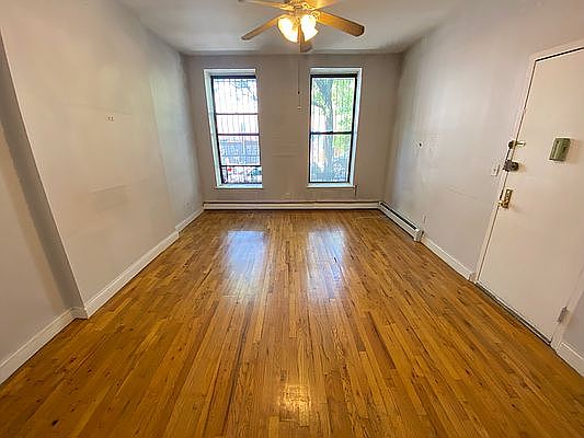 2nd image of 226 Monroe St APT 1