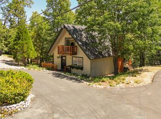 1007 Pintail Cir, Lake Arrowhead, CA 92352