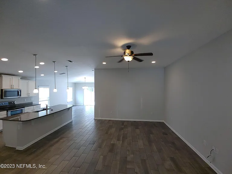 208 Midway Park Dr — Photo 9