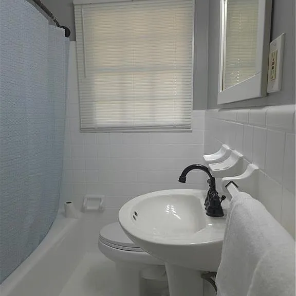 1499 Hammack Dr — Photo 6