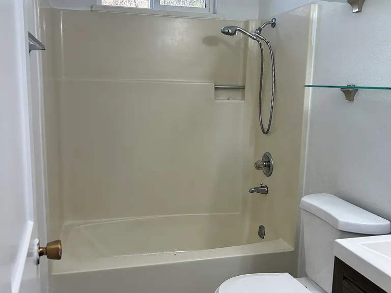 135 Onyx St #7 — Photo 15