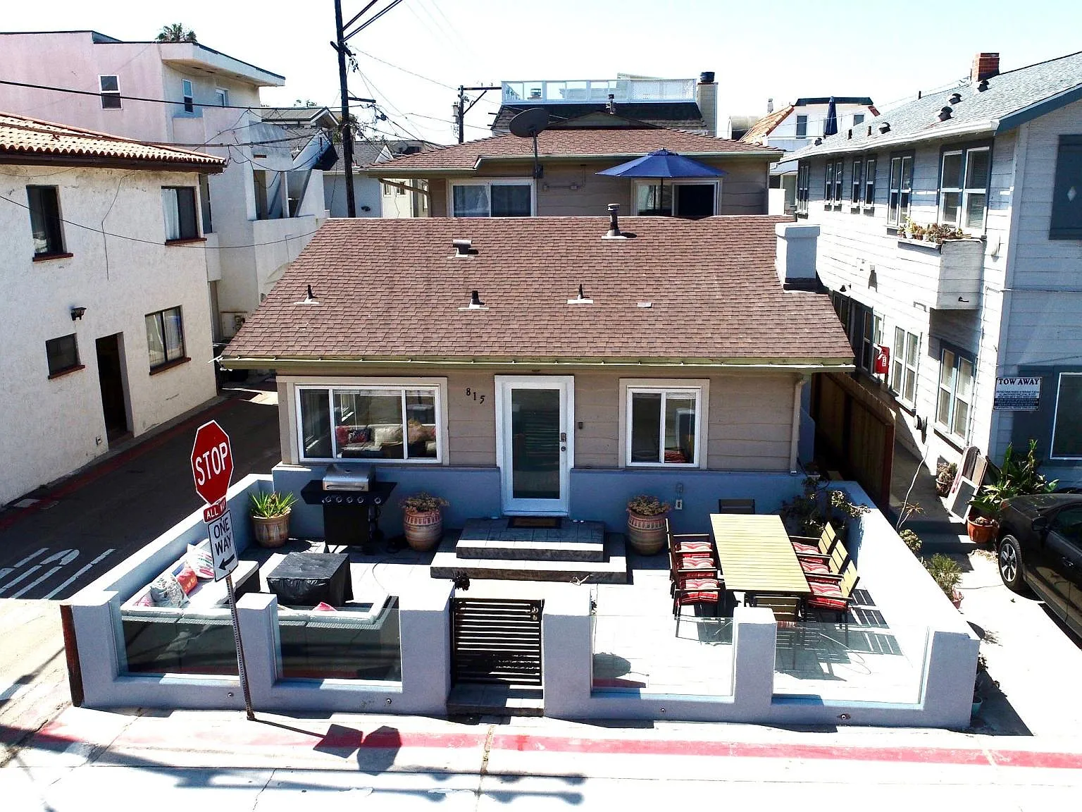 3 bed, 1100 sqft, $6,300 — Photo 3