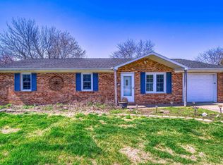 1422 N Rockport Rd, Boonville, IN