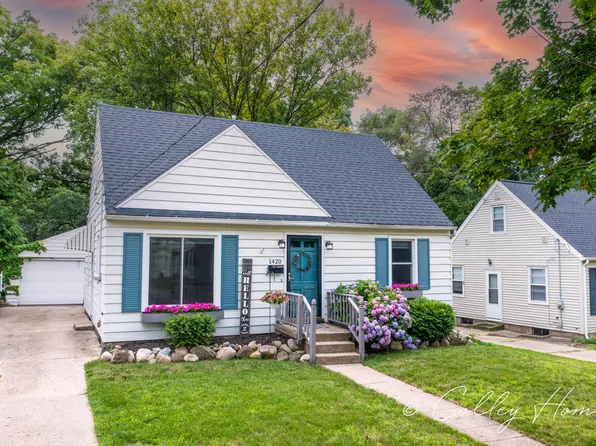 1420 Louise St SE, Grand Rapids, MI 49507