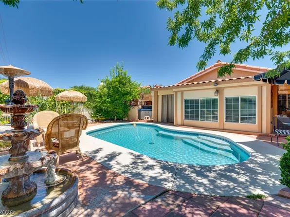 3877 Platis Cir, Las Vegas, NV 89103