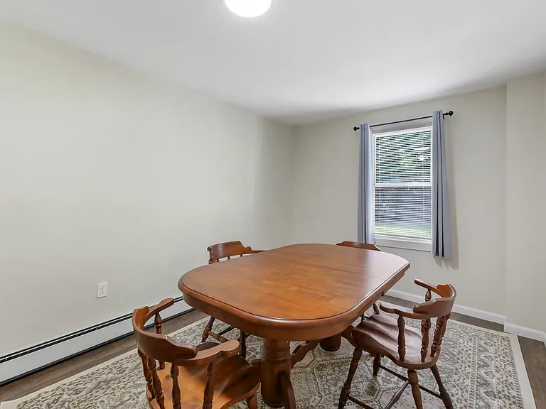 3 Golden Hill Rd #B — Photo 7