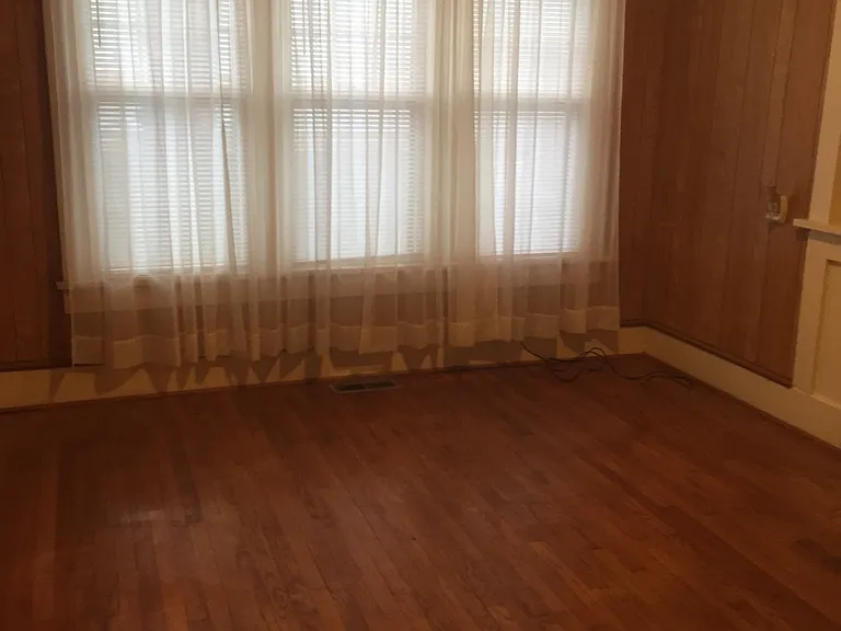 510 E Peoria Ave — Photo 9