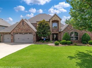 5002 SW Ridge Mont Rd, Bentonville, AR 72713