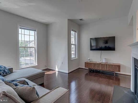 3rd image of 14516 Kylewood Way
