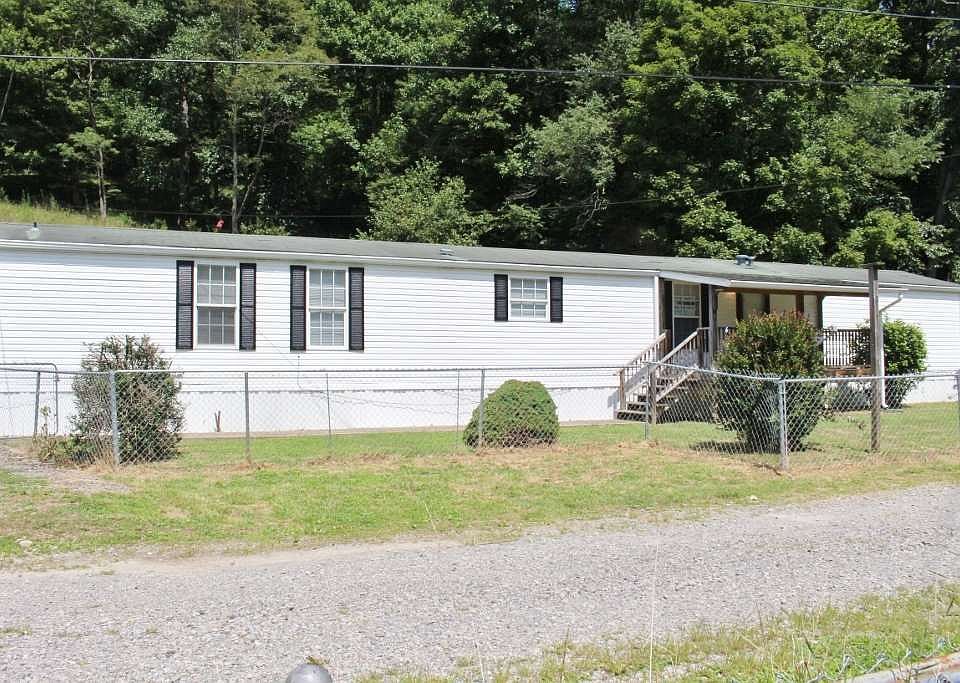 1st image of 126 Circle Dr