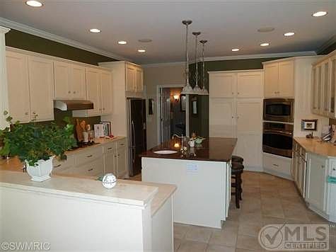 4th image of 3388 Clearbrook Grn #13