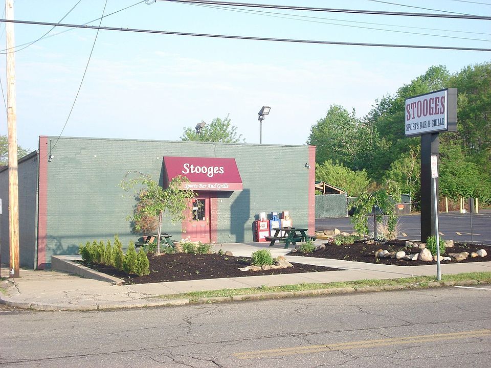 Stooges Bar 