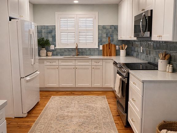 4th image of 7605 Atlantic Ave #A